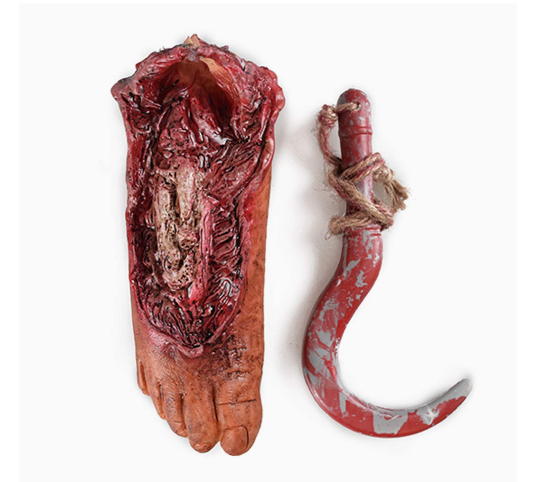 Halloween Blood Props Fake Scary Severed Hand Broken Body Parts for Haunted House Halloween Vampire Zombie Party Decorations Supplies (6pcs Body Parts )